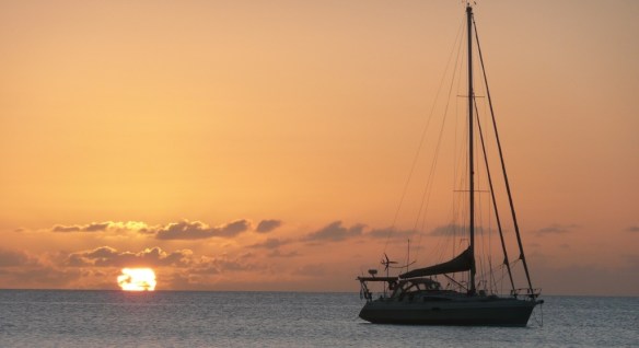 « Yo ! » Coucher de soleil – Tahanea 3 août 2013 – 3 août 2014 : Happy birthday to Yodyssey !