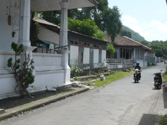 Banda Neira – Ville de l’établissement de la VOC dans l’archipel de Banda